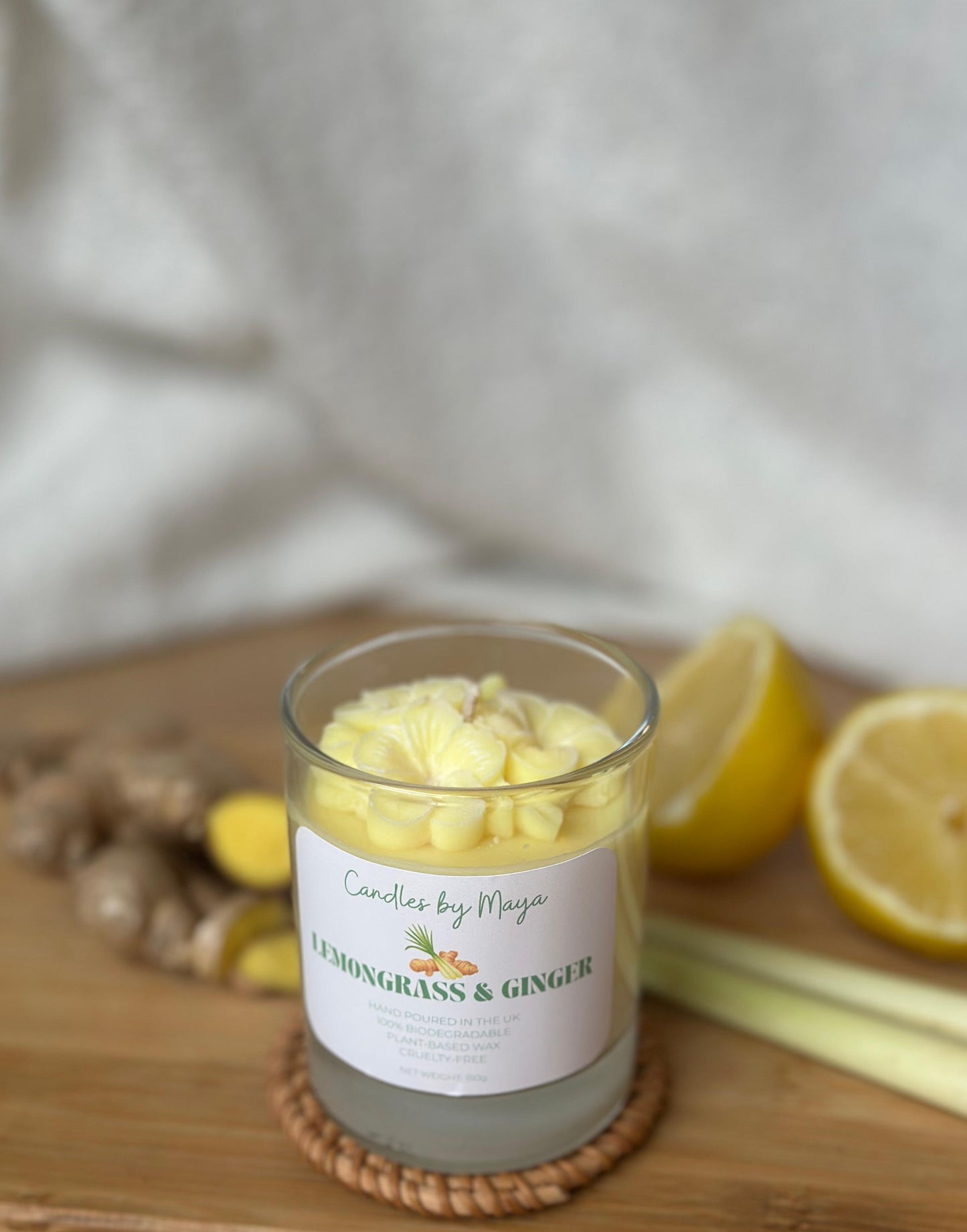 Lemongrass & Ginger Candle – Floral Topped